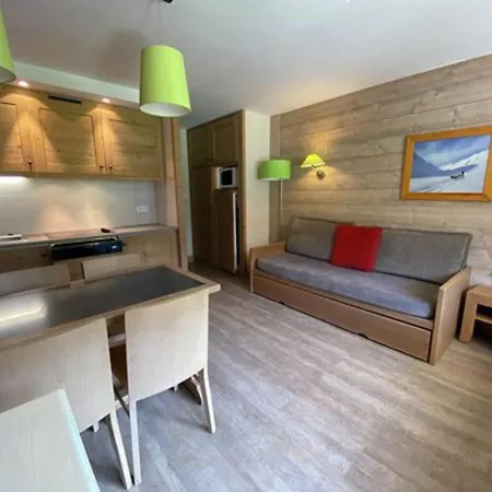 Apartment Centre Skis Aux Pieds, Parking & Animaux Acceptes - Fr-1-513-77