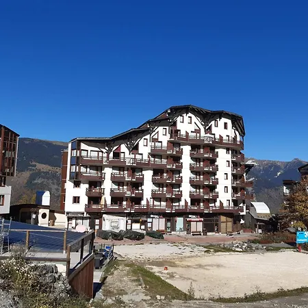 Centre Skis Aux Pieds, Parking & Animaux Acceptes - Fr-1-513-77 Apartment